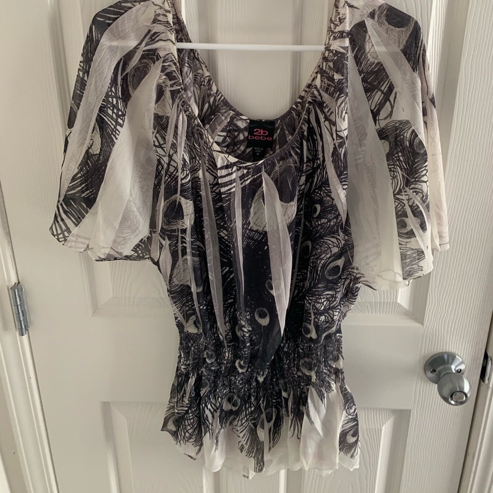 Bebe 2b black and white shirt
